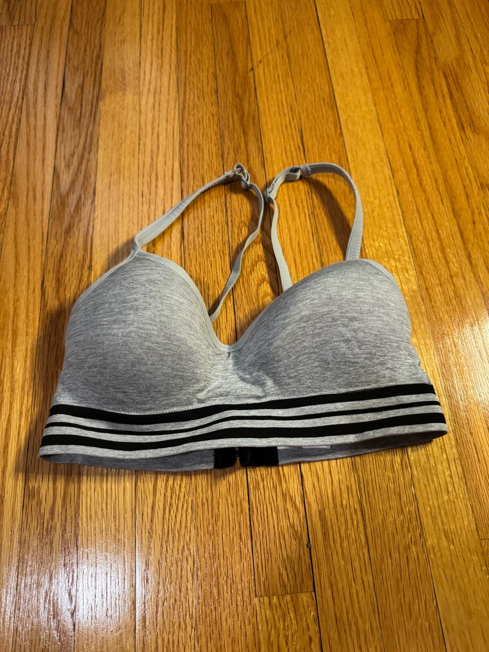 SO Gray T-Shirt Bra Women’s Small